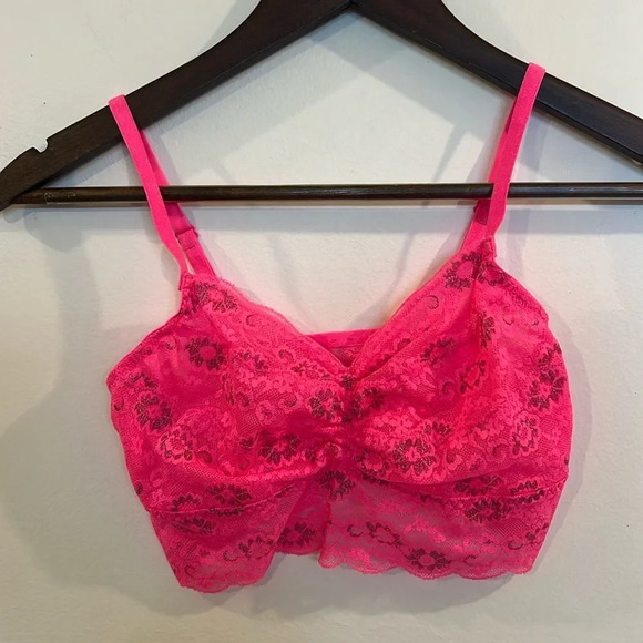 PINK Victoria's Secret Other - Victoria’s Secret‎ PINK Lace Bralette - Size Small